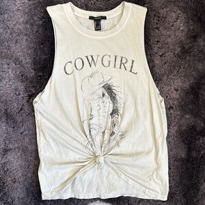 Muscle tee - knotted cowgirl top.